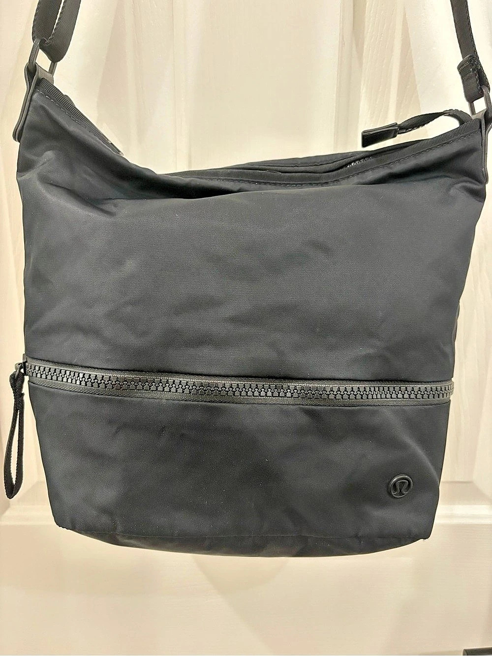 lululemon Crossbody Bag Black Bucket Bag